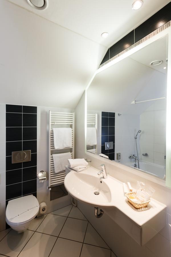U Zvonu Hotel Plzeň Kültér fotó