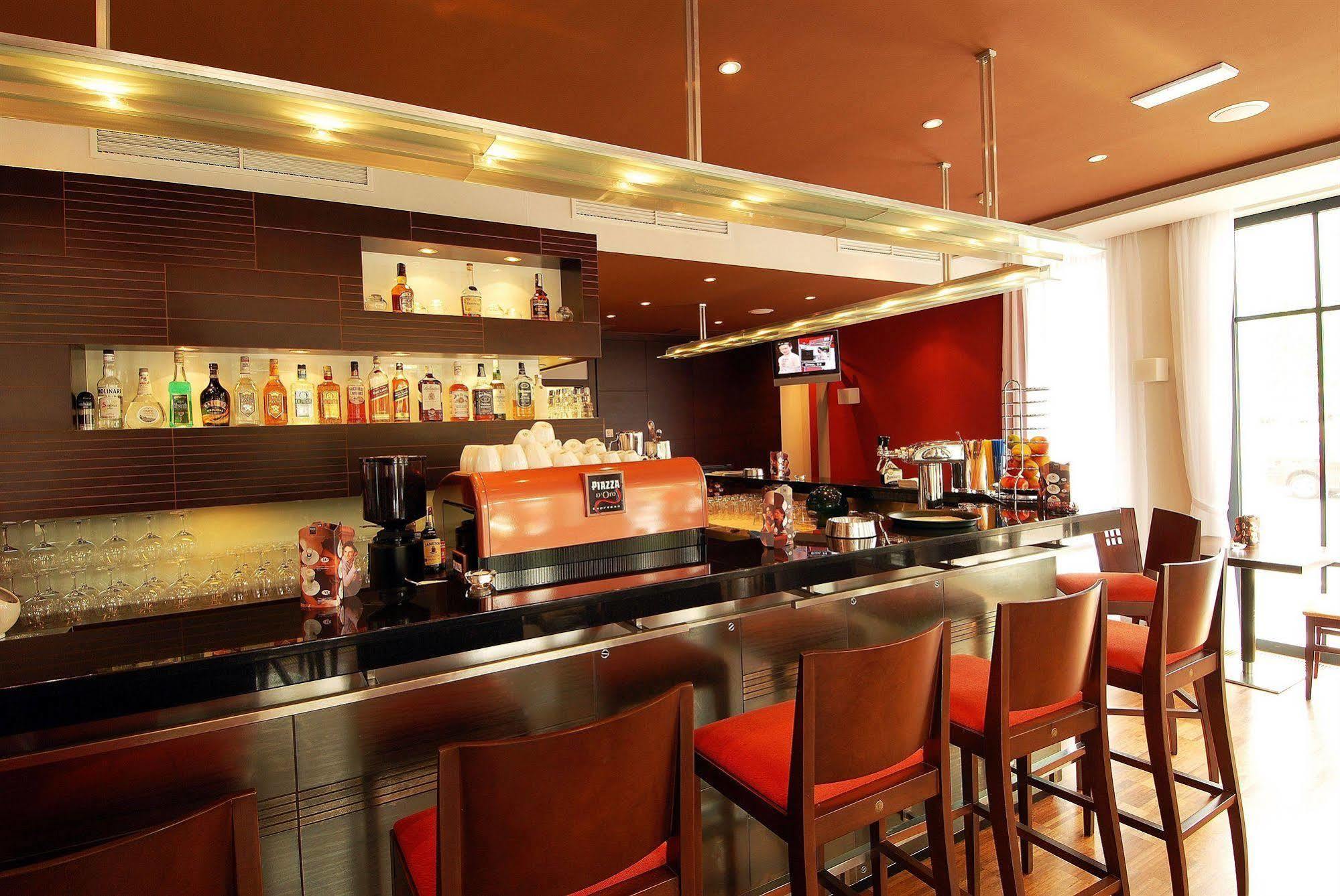U Zvonu Hotel Plzeň Kültér fotó